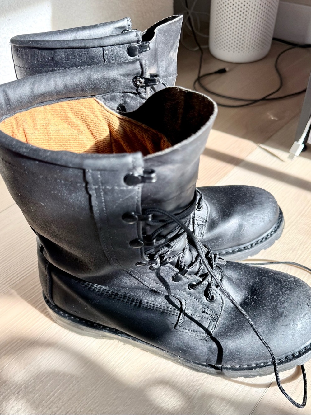 Black Men's Lace-Up Combat military leather Boots